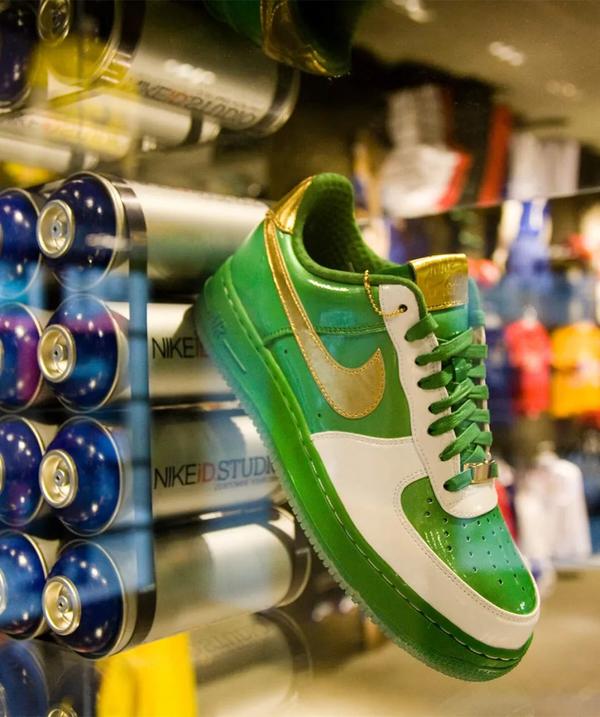 福建莆田耐克运动鞋,849元定制一双nikeairforce1byyo